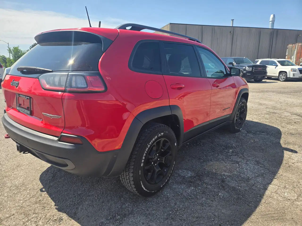 Jeep Cherokee photo Jeep Cherokee