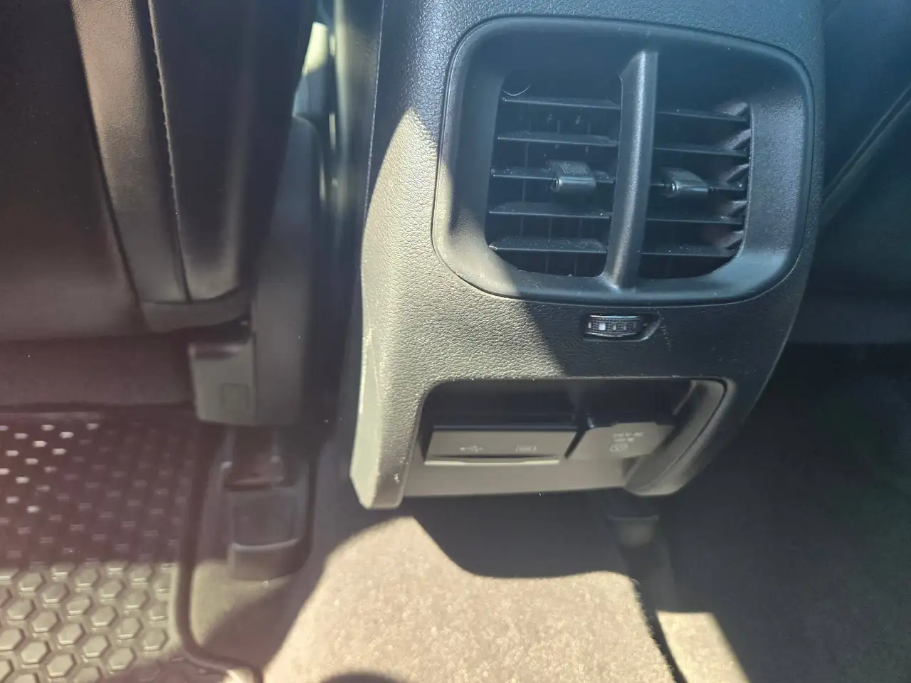 Jeep Cherokee photo Jeep Cherokee