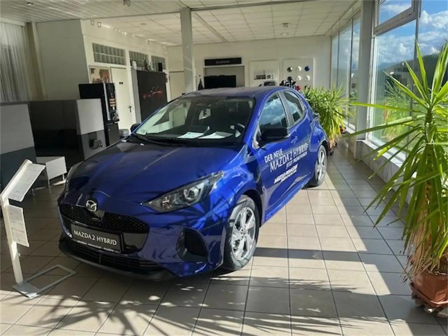 Mazda 2 Hybrid Exclusive Line Aut. Vorführwagen Bleu - 1