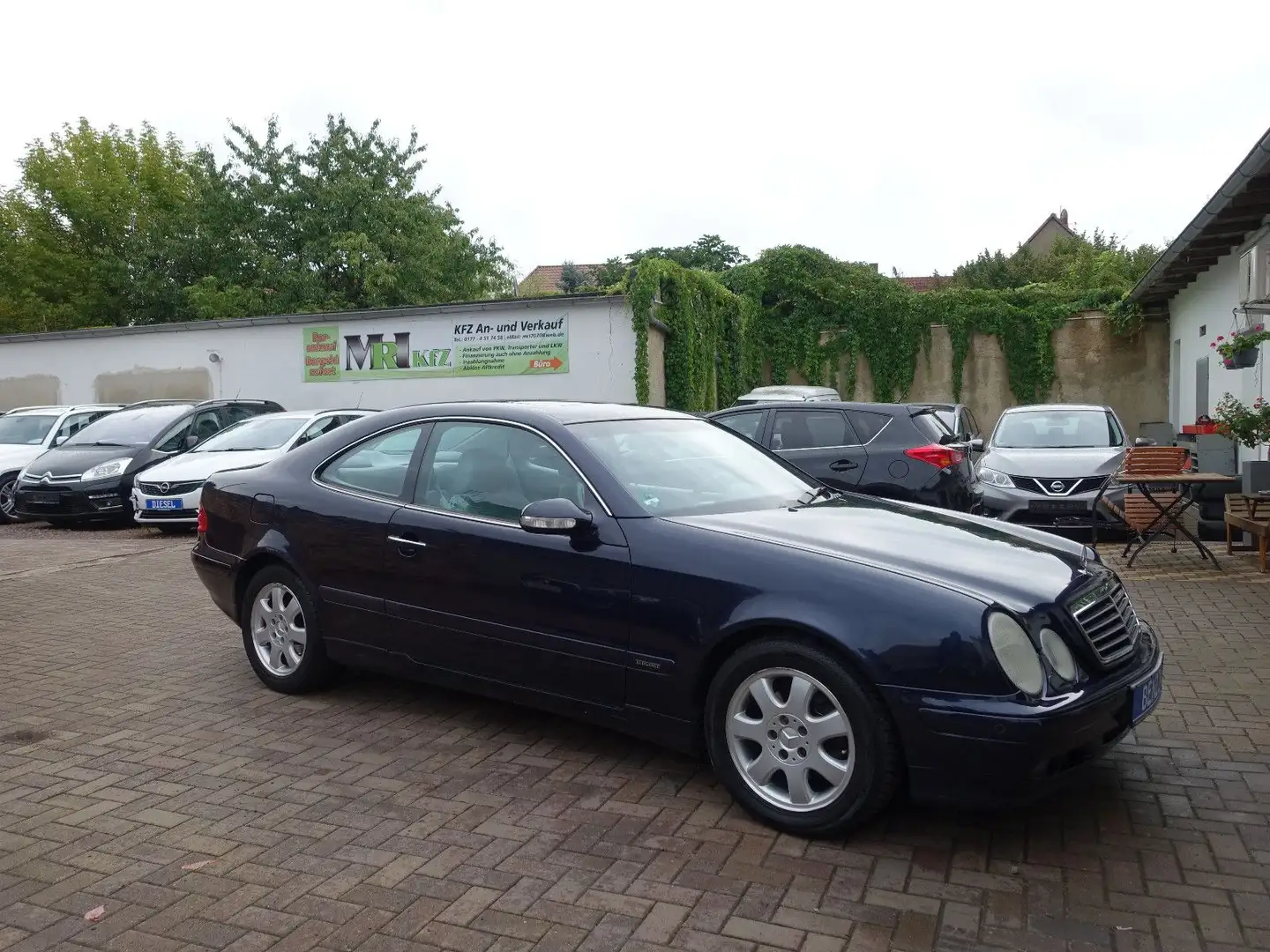 Mercedes-Benz CLK 230 KOMPRESSOR ELEGANCE, Leder, Navi, PDC !! Modrá - 1