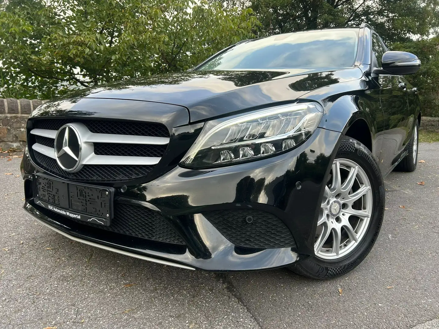 Mercedes-Benz C 180 C 180 d T Navi/LED/1.Hand Schwarz - 2