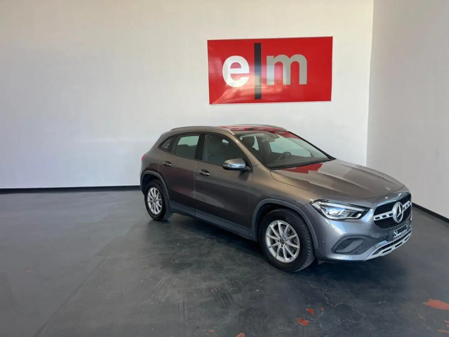 Mercedes-Benz GLA 200 200D AUTOMATIC BUSINESS EXTRA Gris - 2