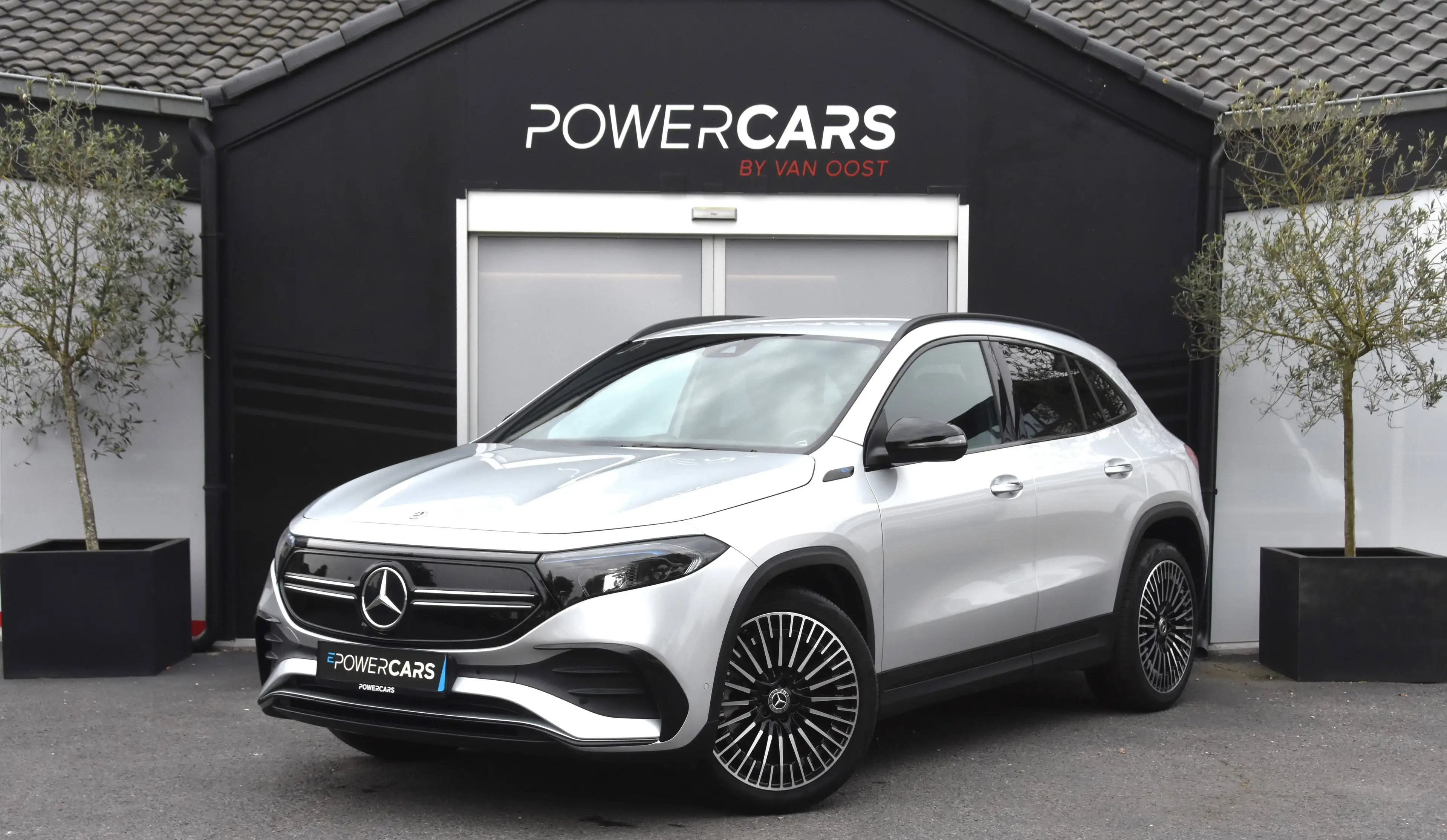Mercedes-Benz EQA 250 AMG Line | Nightpakket | 20" AMG | Camera | Keyless