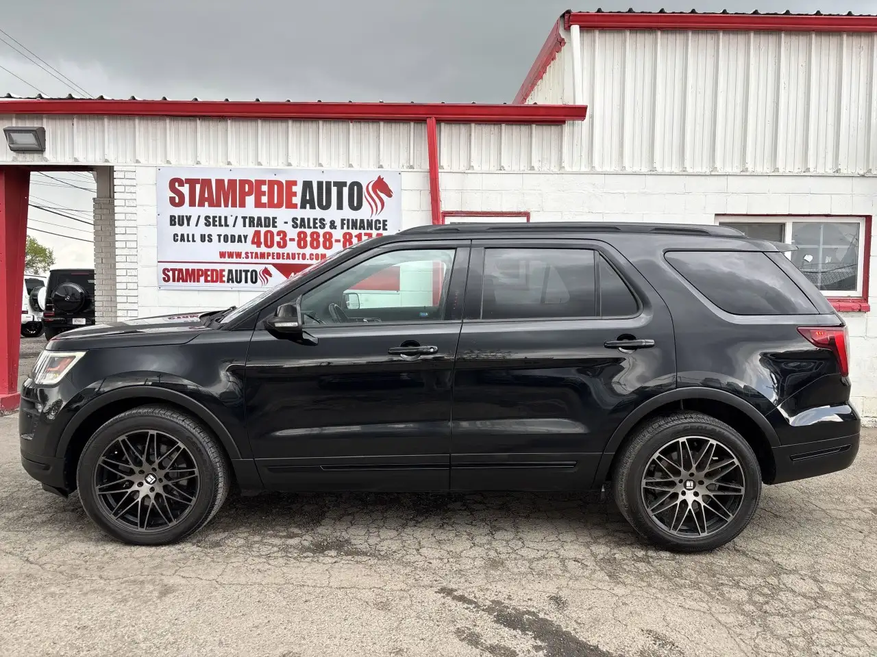 Ford Explorer снимка Ford Explorer