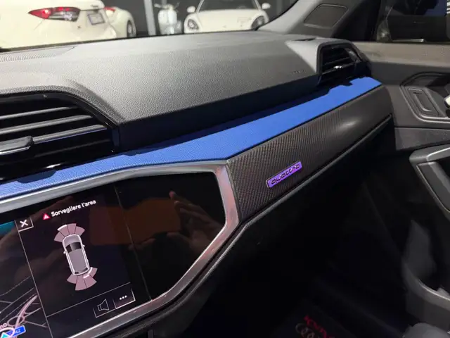 Audi RS Q3 view 15