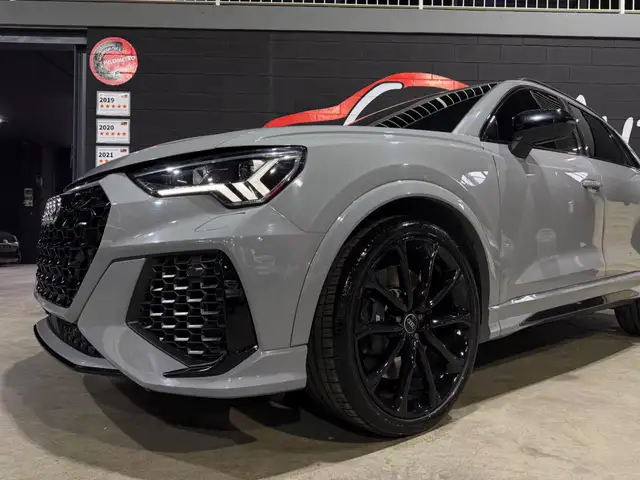 Audi RS Q3 view 7