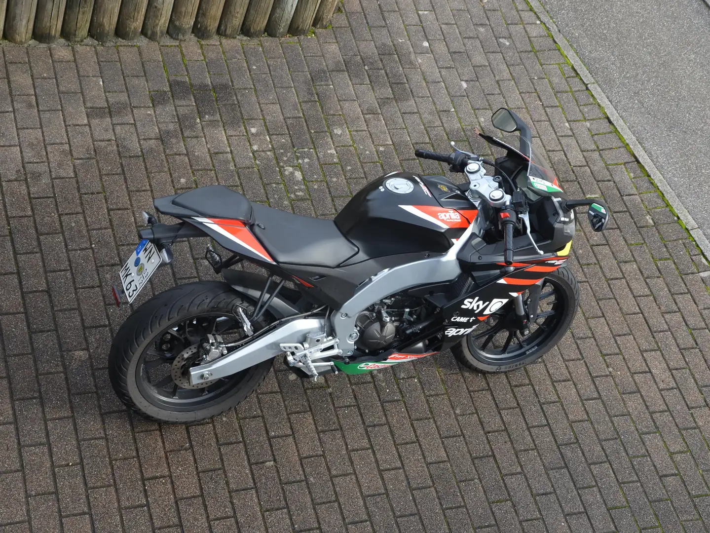 Aprilia RS 125 Aprilia RS125 Replica Negro - 2