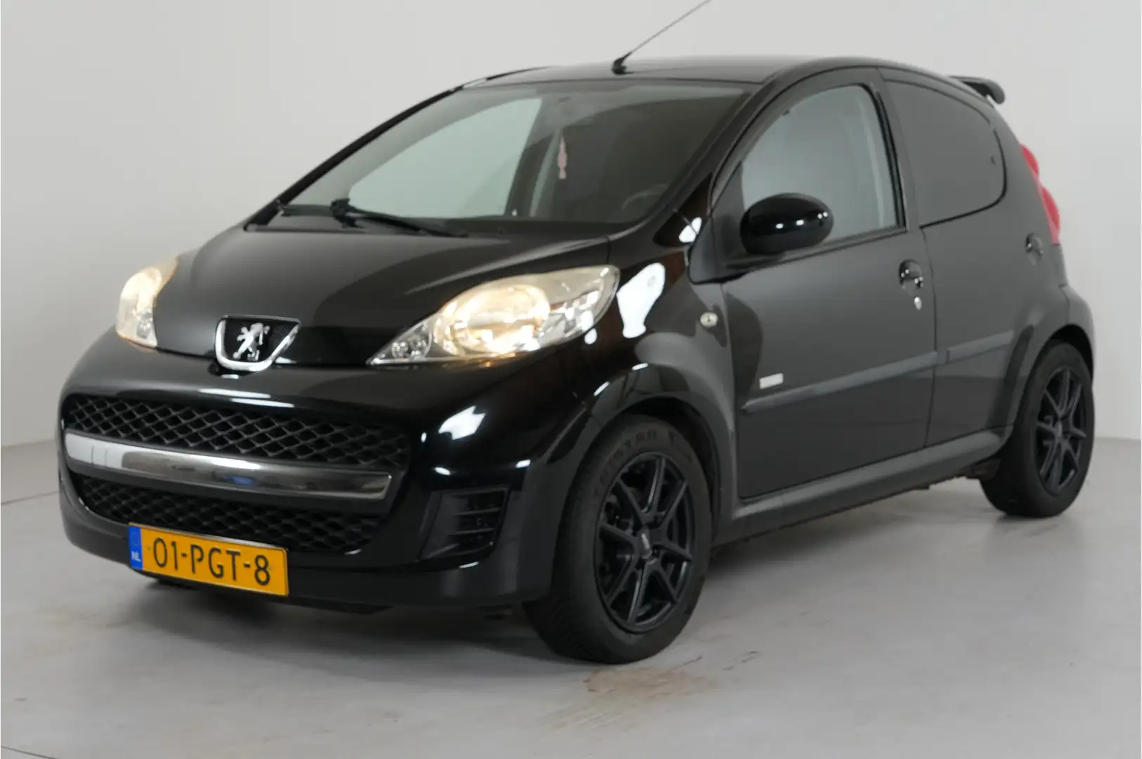 Peugeot 107 1.0-12V Millesim 200 | 1e eig. | Airco | Spoiler | Zwart - 2