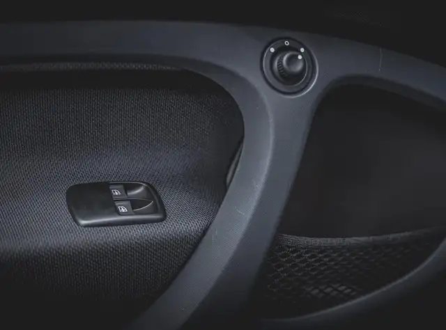 smart Fortwo view 15