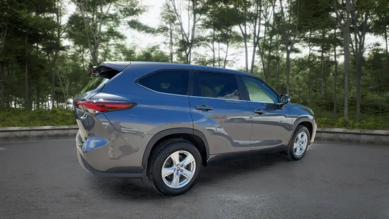 Toyota Highlander снимка Toyota Highlander