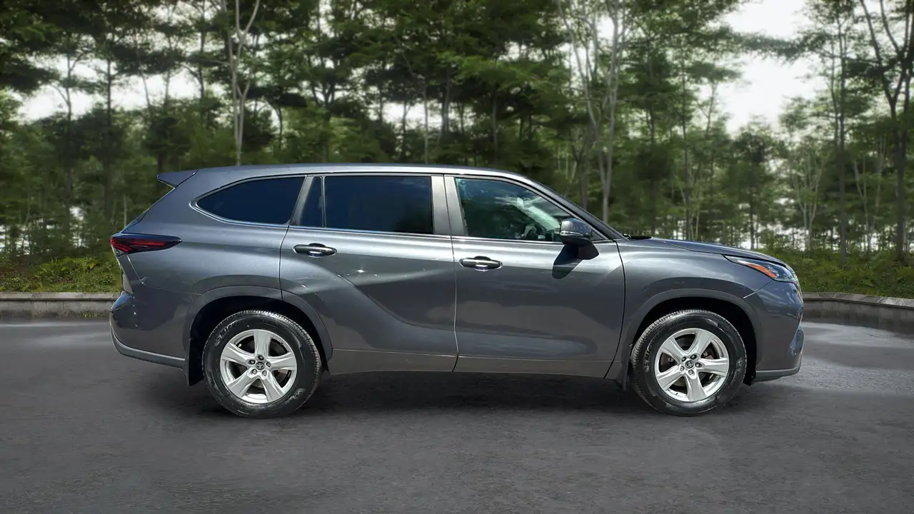 Toyota Highlander снимка Toyota Highlander