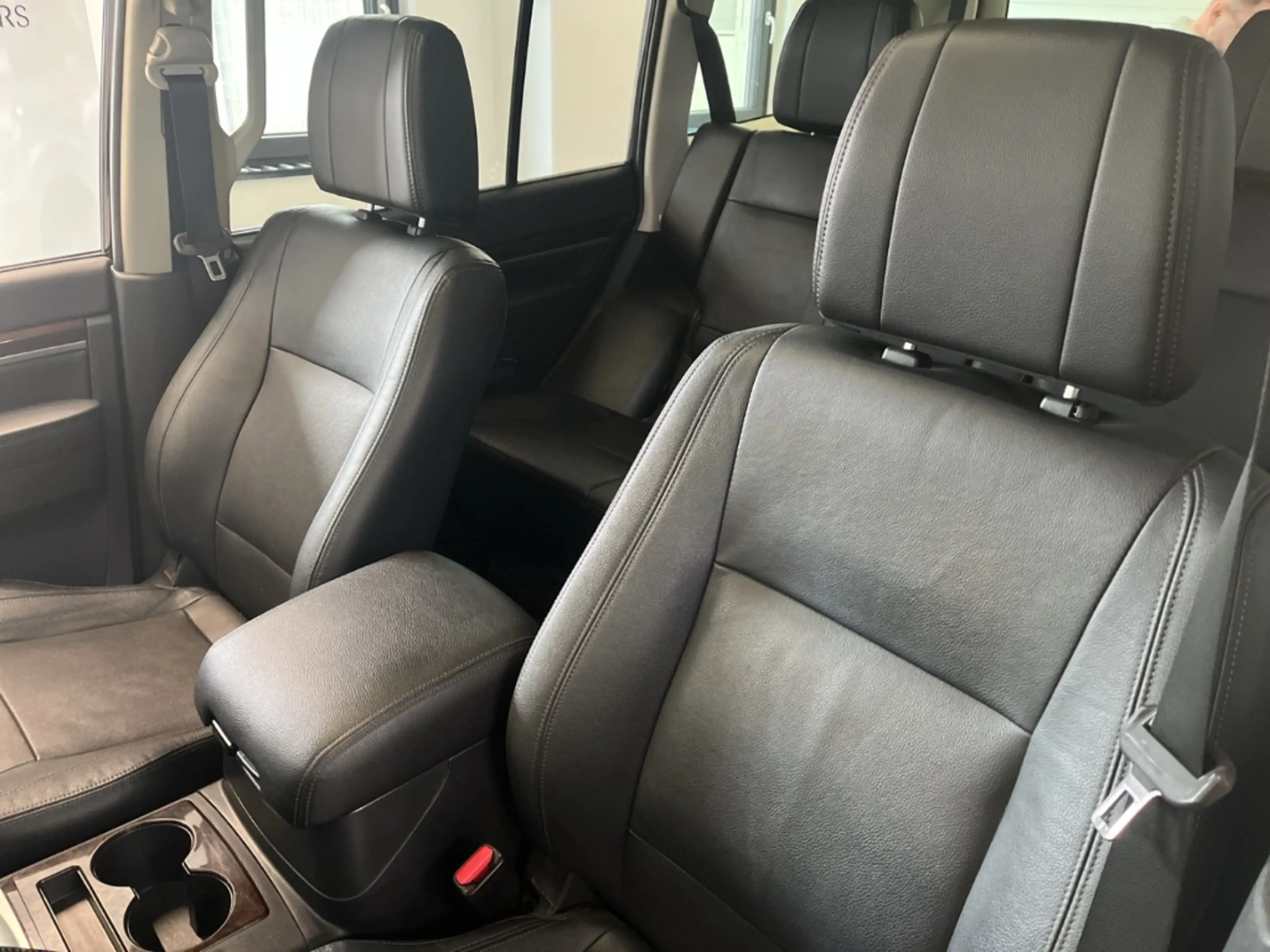 Mitsubishi Pajero 3.2 DI-D Top 4WD Stand Hzg. AHK Navi Kamera — photo 10