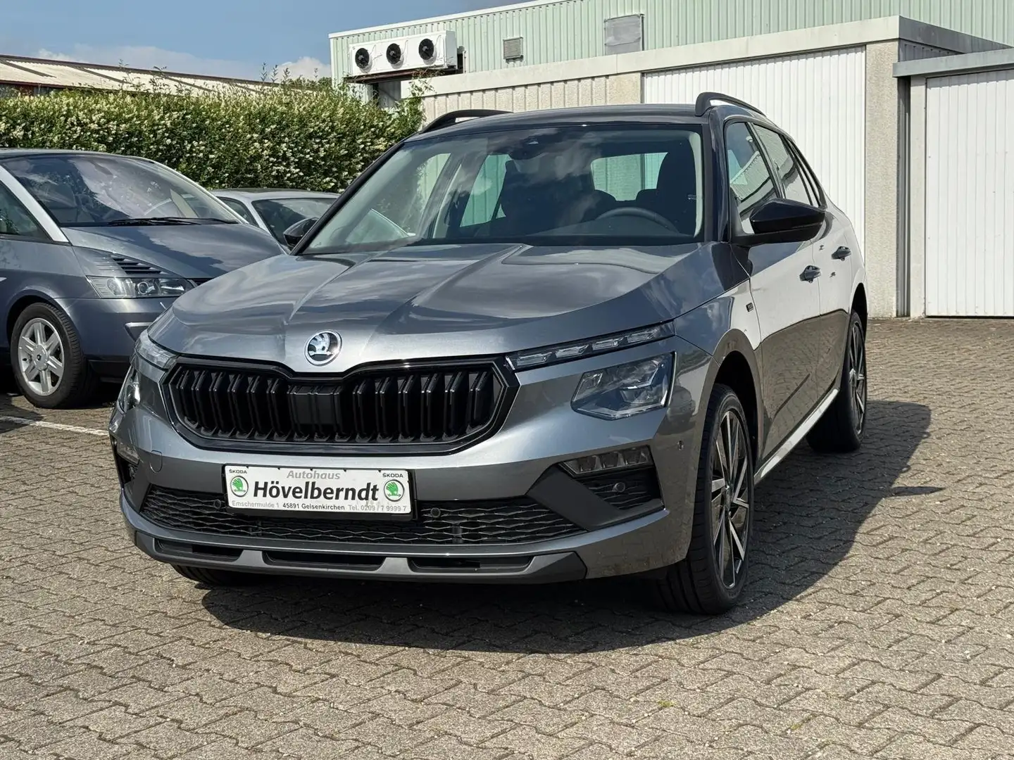 Skoda Kamiq 1,0 TSI DSG Tour Grau - 1