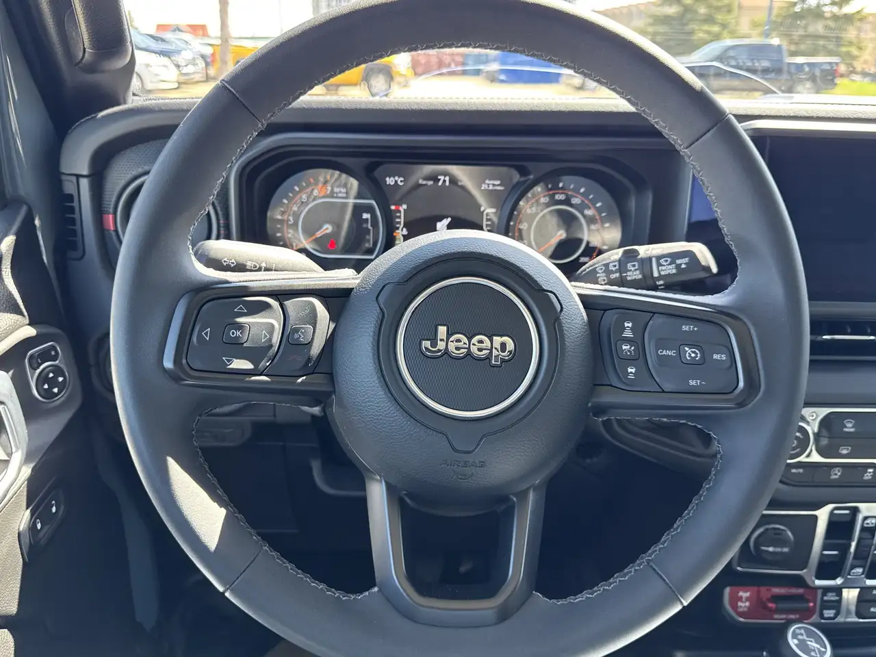 Jeep Wrangler снимка Jeep Wrangler