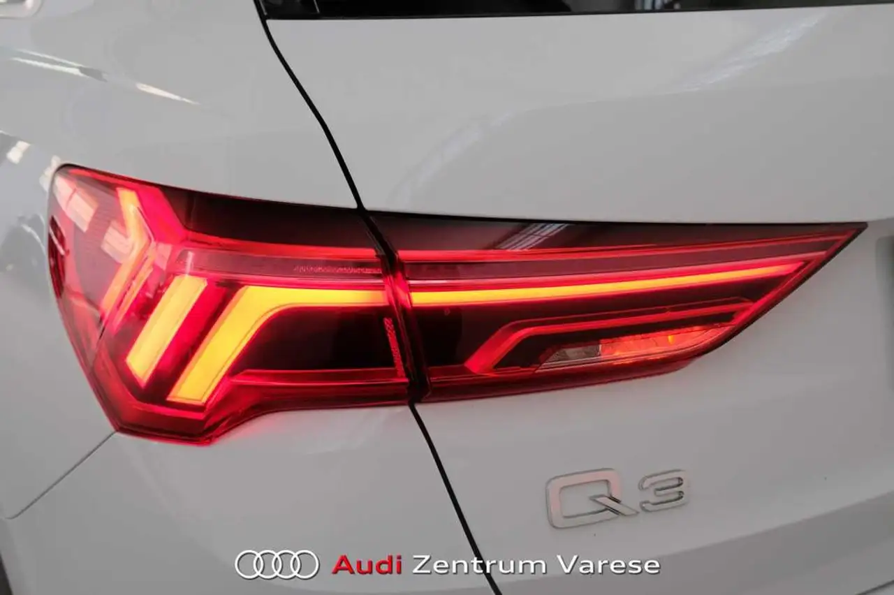 Audi Q3 35 2.0 tdi Business Advanced s-tronic 13