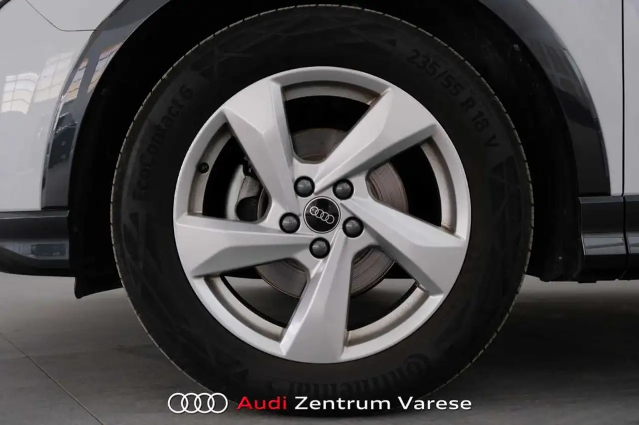 Audi Q3 35 2.0 tdi Business Advanced s-tronic 14