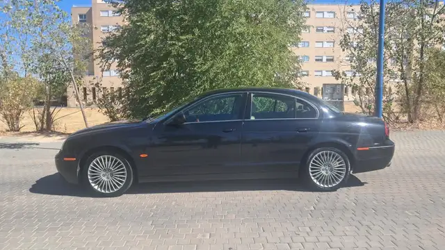 Jaguar S-Type 2.7D V6 Executive