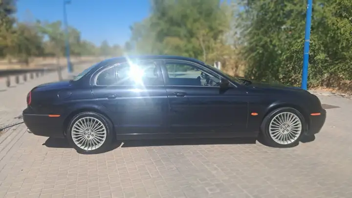 Jaguar S-Type 2.7D V6 Executive 2007, foto 2