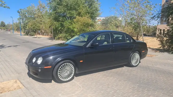 Jaguar S-Type 2.7D V6 Executive 2007, foto 4
