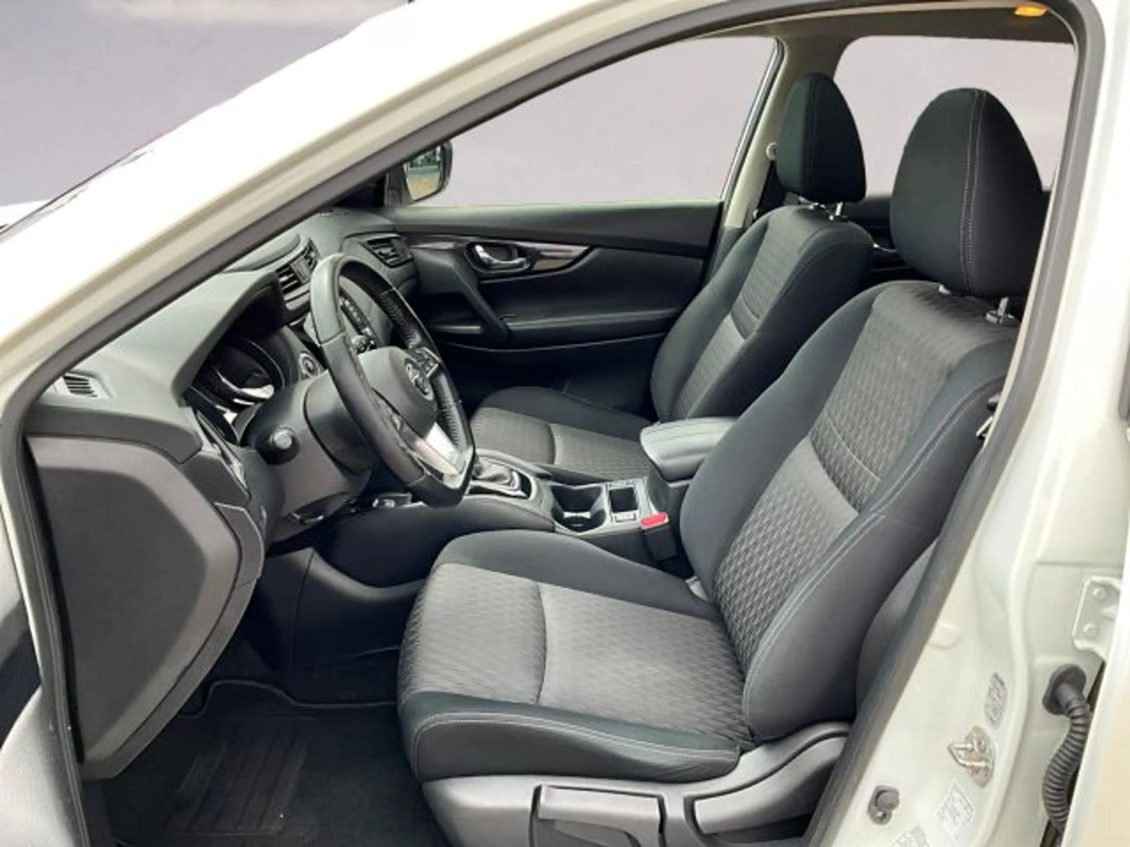 Nissan X-Trail 1.7 dCi Xtronic N-Connecta — photo 10