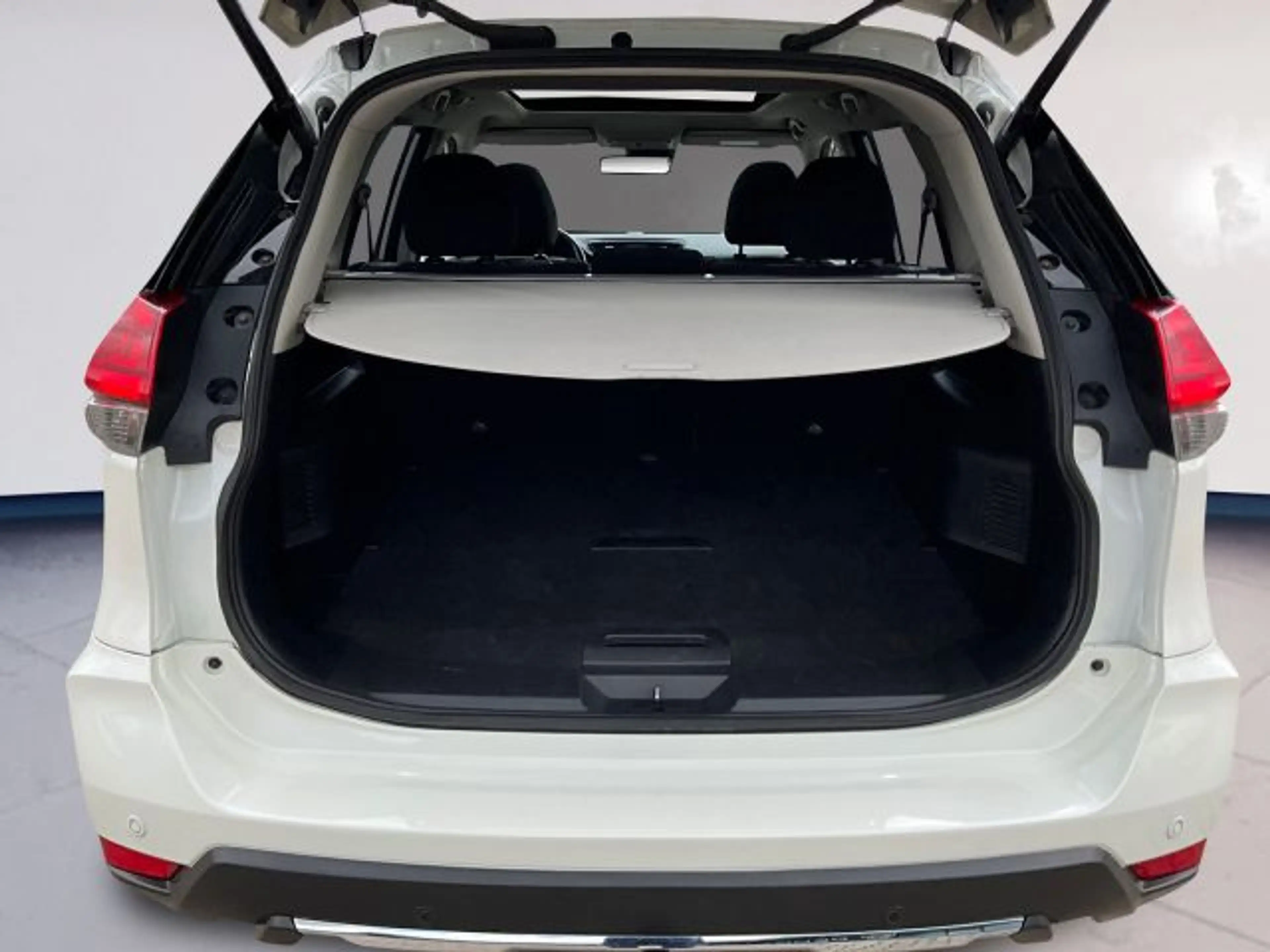 Nissan X-Trail 1.7 dCi Xtronic N-Connecta — photo 14
