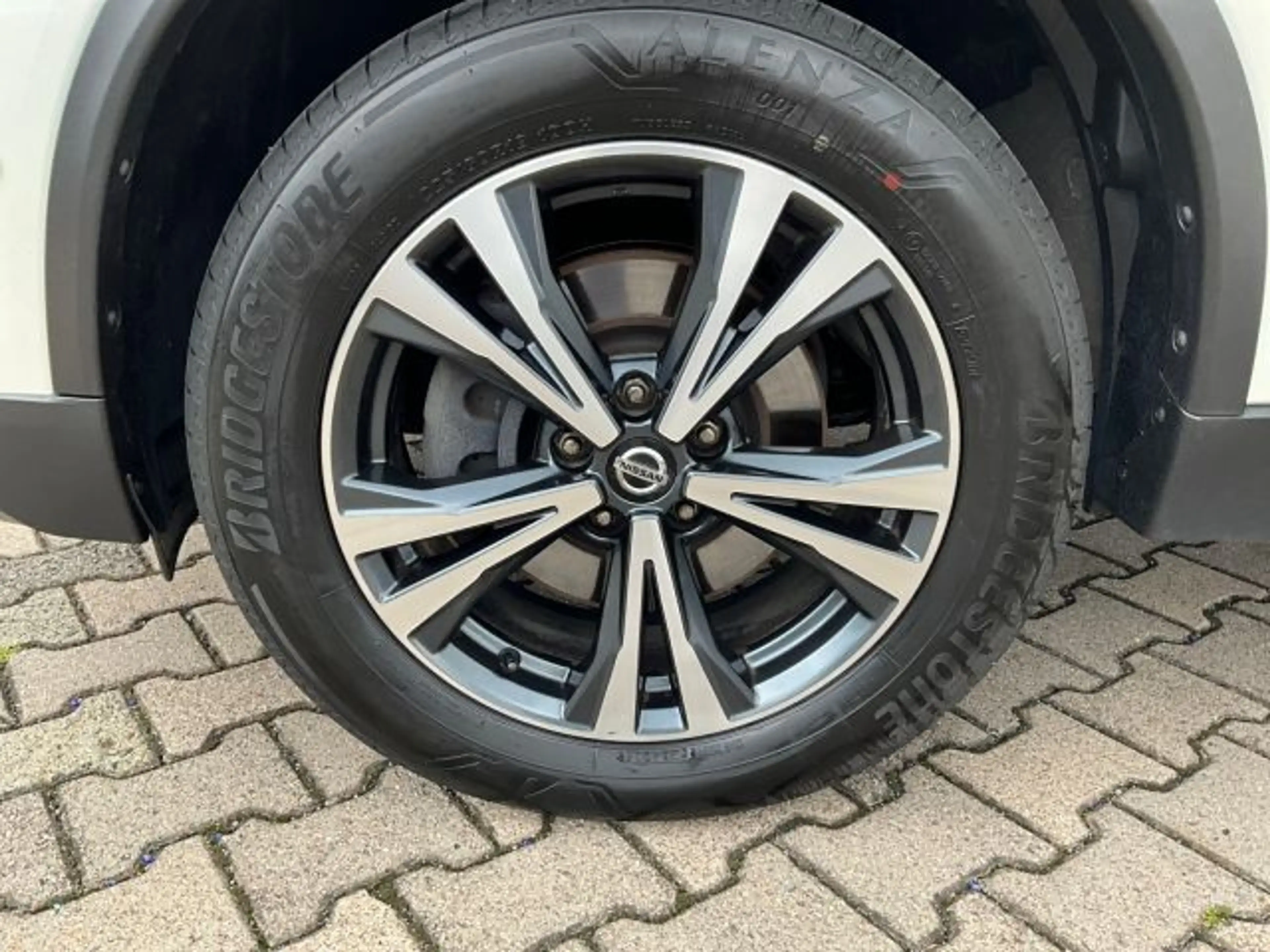 Nissan X-Trail 1.7 dCi Xtronic N-Connecta — photo 9