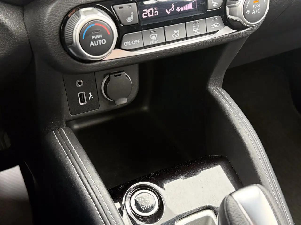 Nissan Kicks photo Nissan Kicks