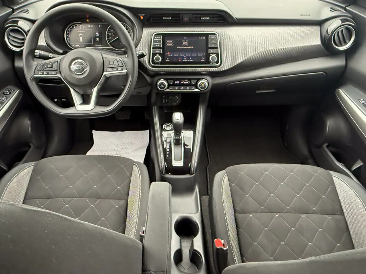Nissan Kicks photo Nissan Kicks