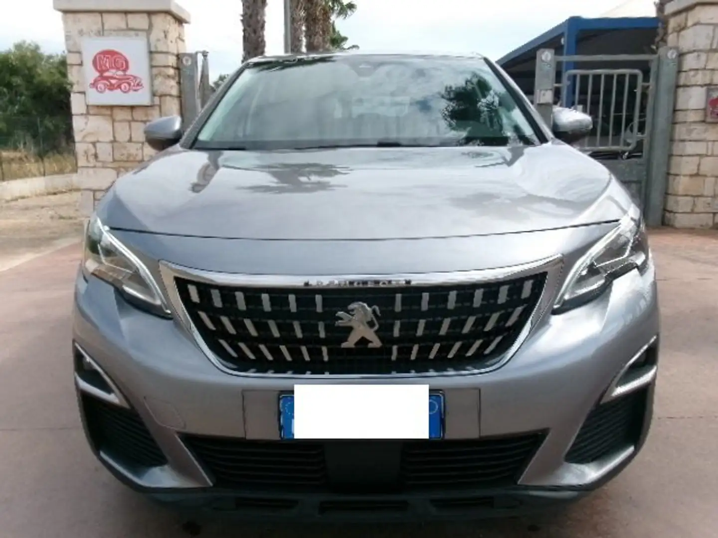 Peugeot 3008 3008 1.6 bluehdi Allure s Grau - 1