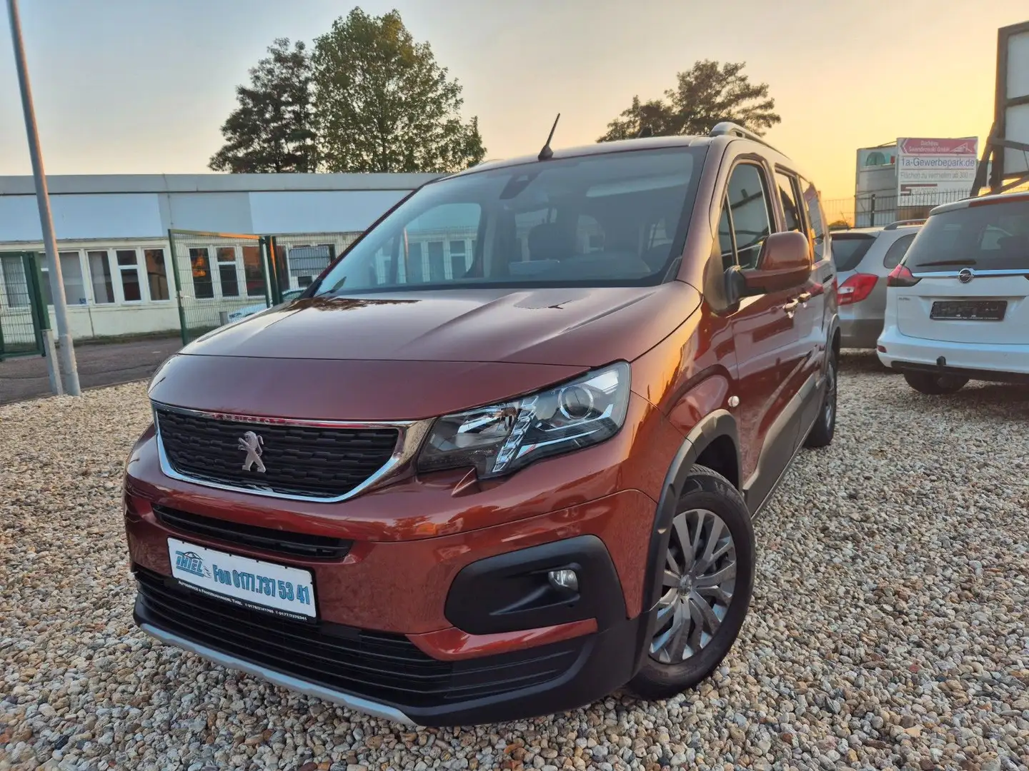 Peugeot Rifter Allure L2 360Grad Kamera Si.Hz Braun - 1