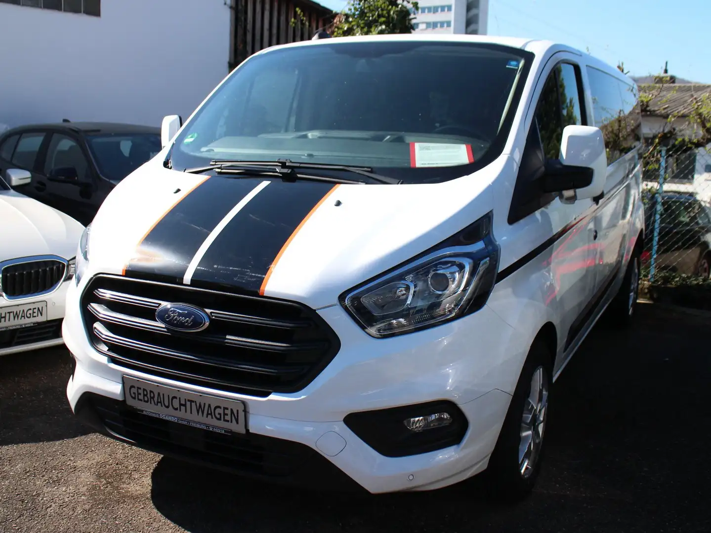 Ford Transit Custom 320 2,0TDCI/L2/Trend/9.Sitz/klima Wit - 2