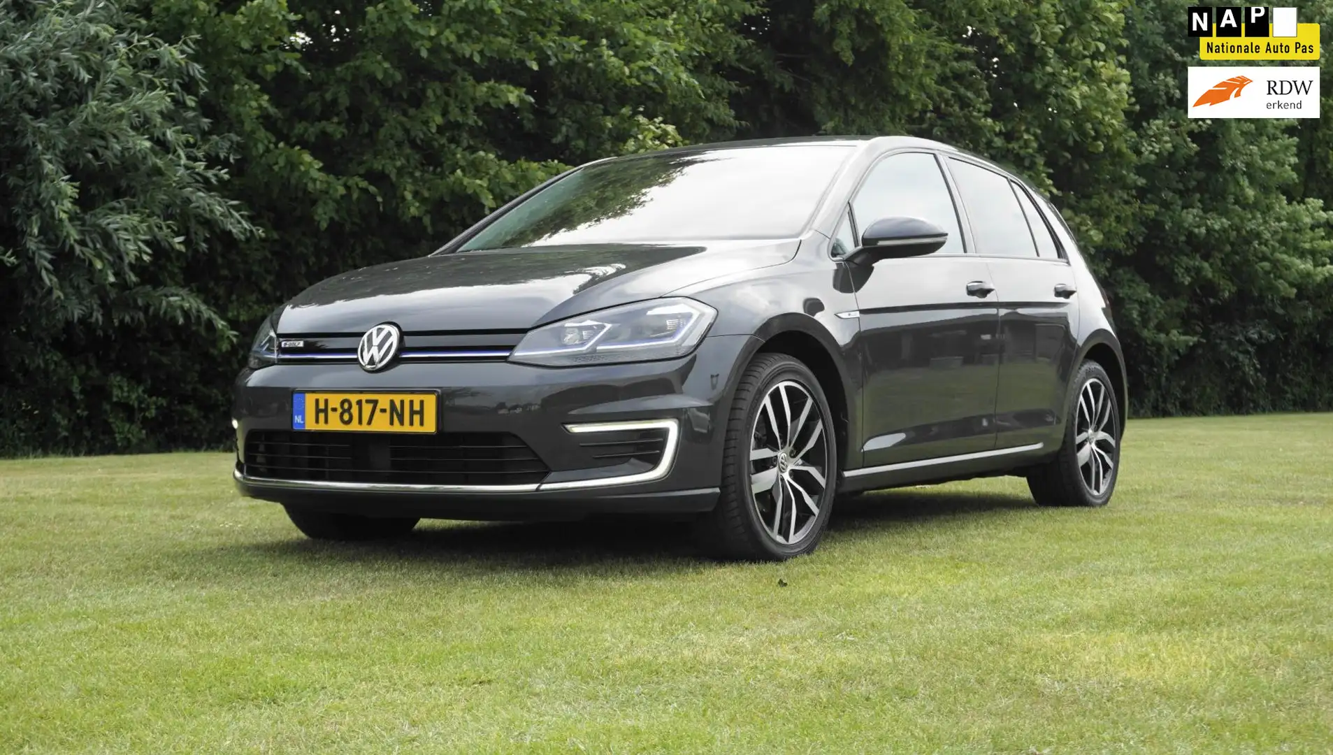 Volkswagen e-Golf Camera Ecc Airco Getint glas E-DITION Grijs - 1