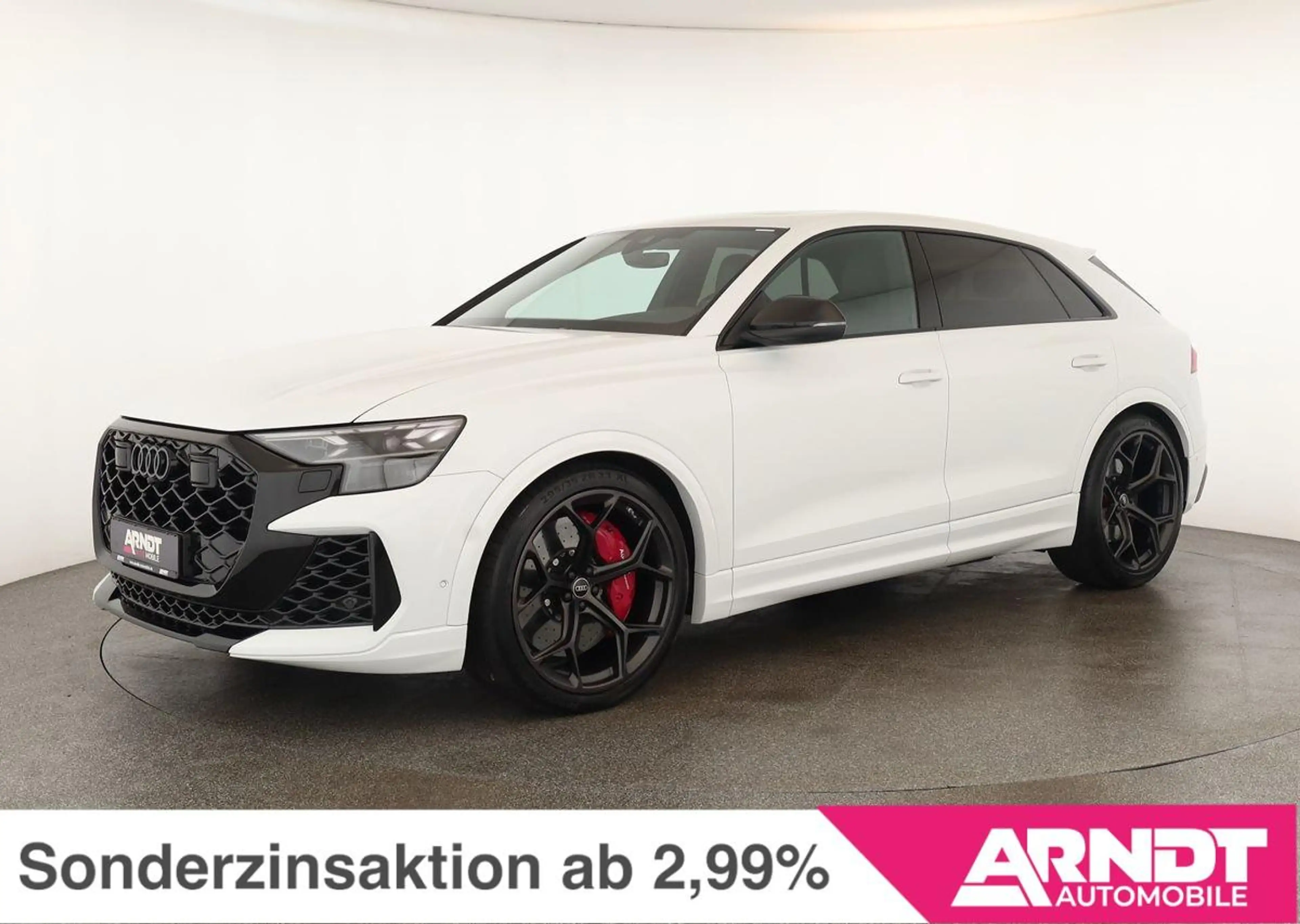 Audi RS Q8 SUV performance Laser Pano Vmax RSAbgas 23