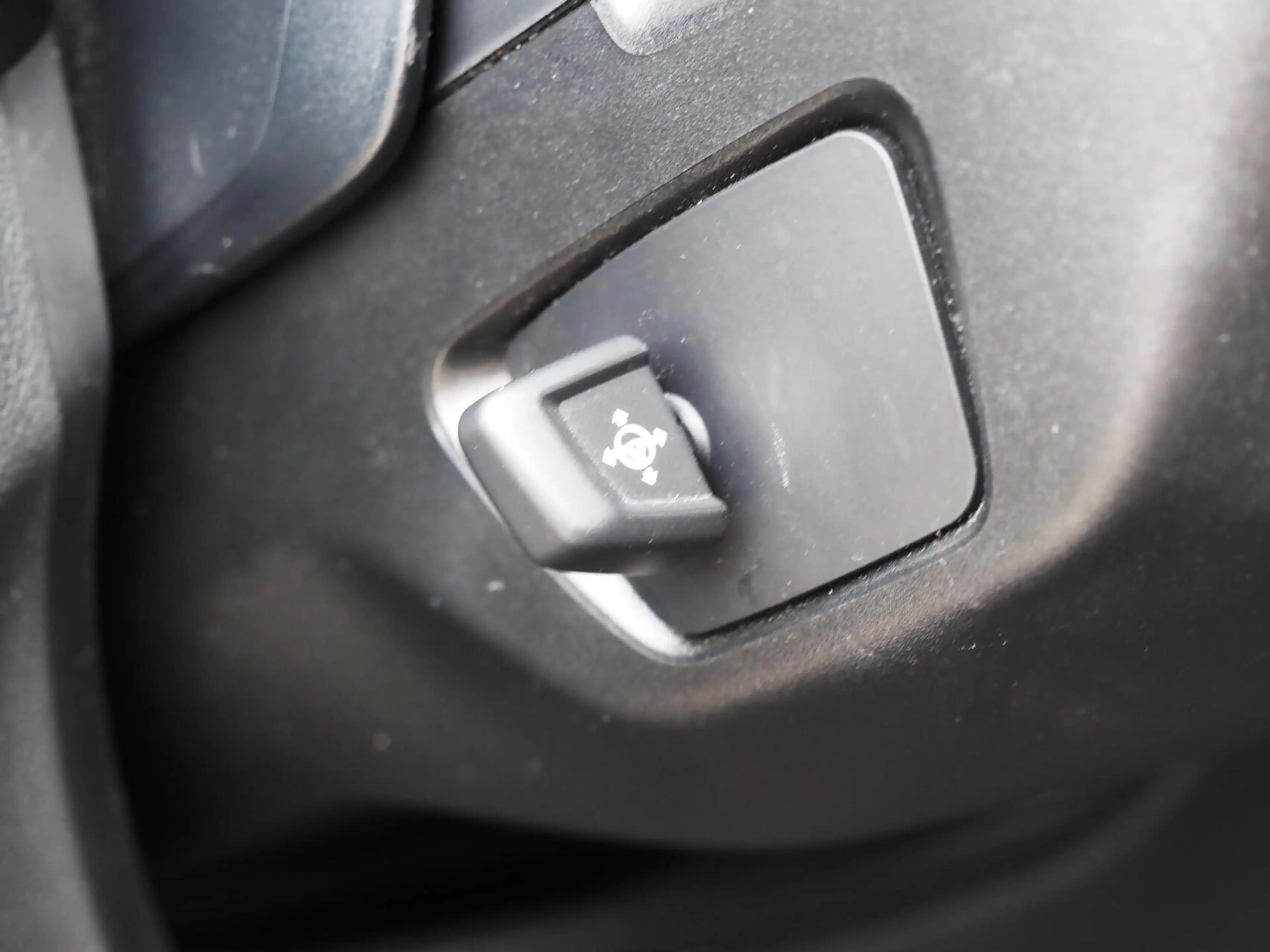 BMW 530 5-serie Touring 530e xDrive M-Sport | Pano | LED | — photo 22