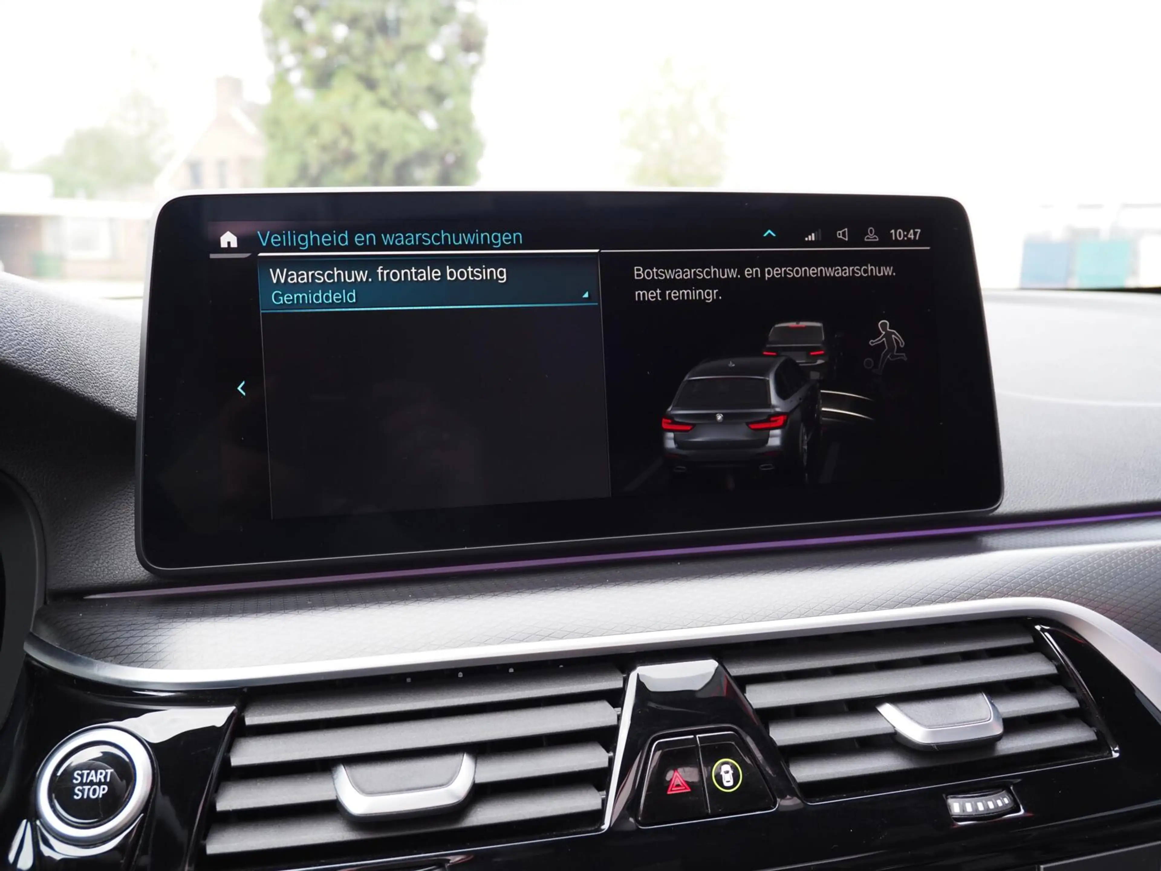 BMW 530 5-serie Touring 530e xDrive M-Sport | Pano | LED | — photo 48