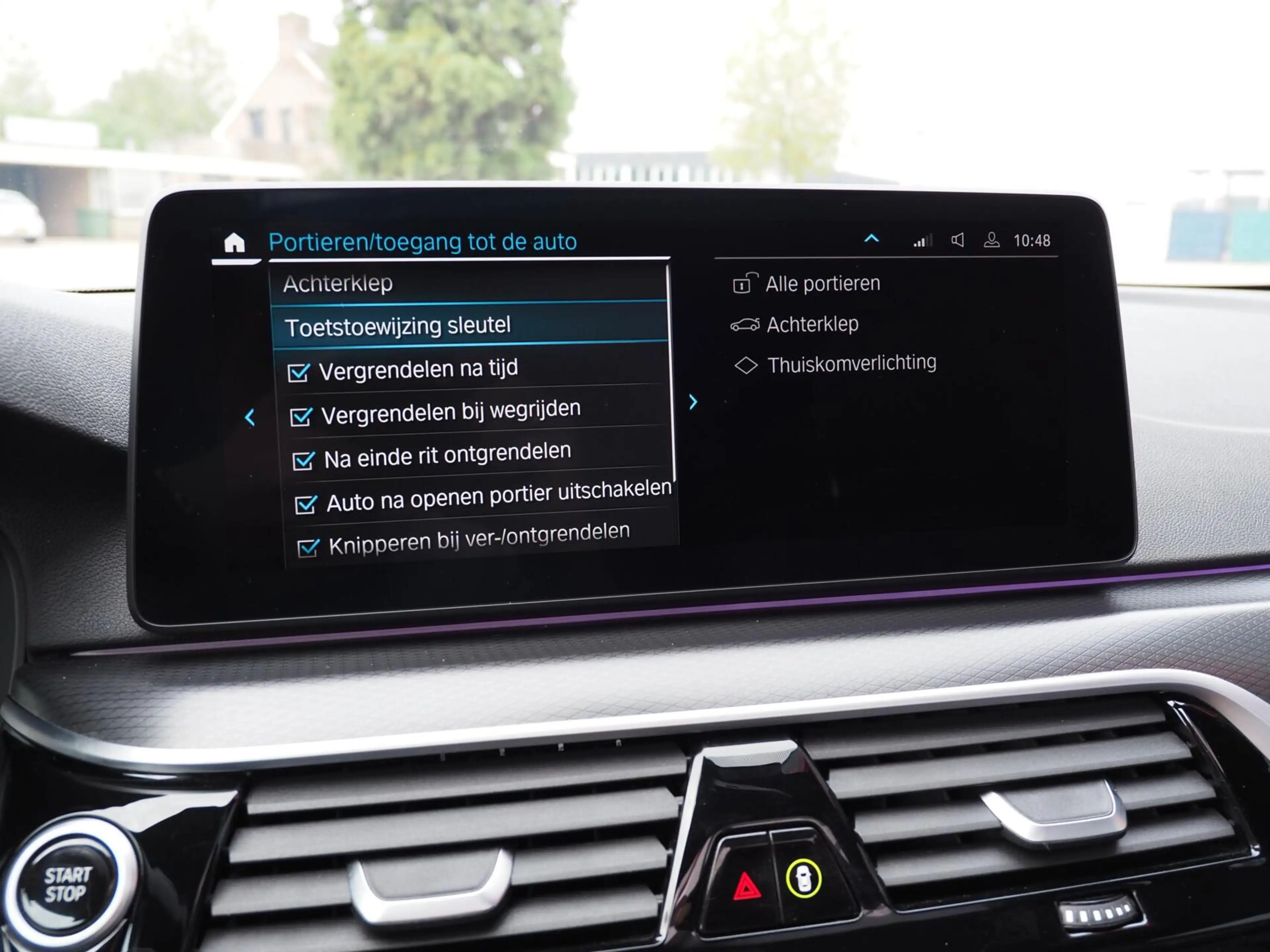 BMW 530 5-serie Touring 530e xDrive M-Sport | Pano | LED | — photo 46