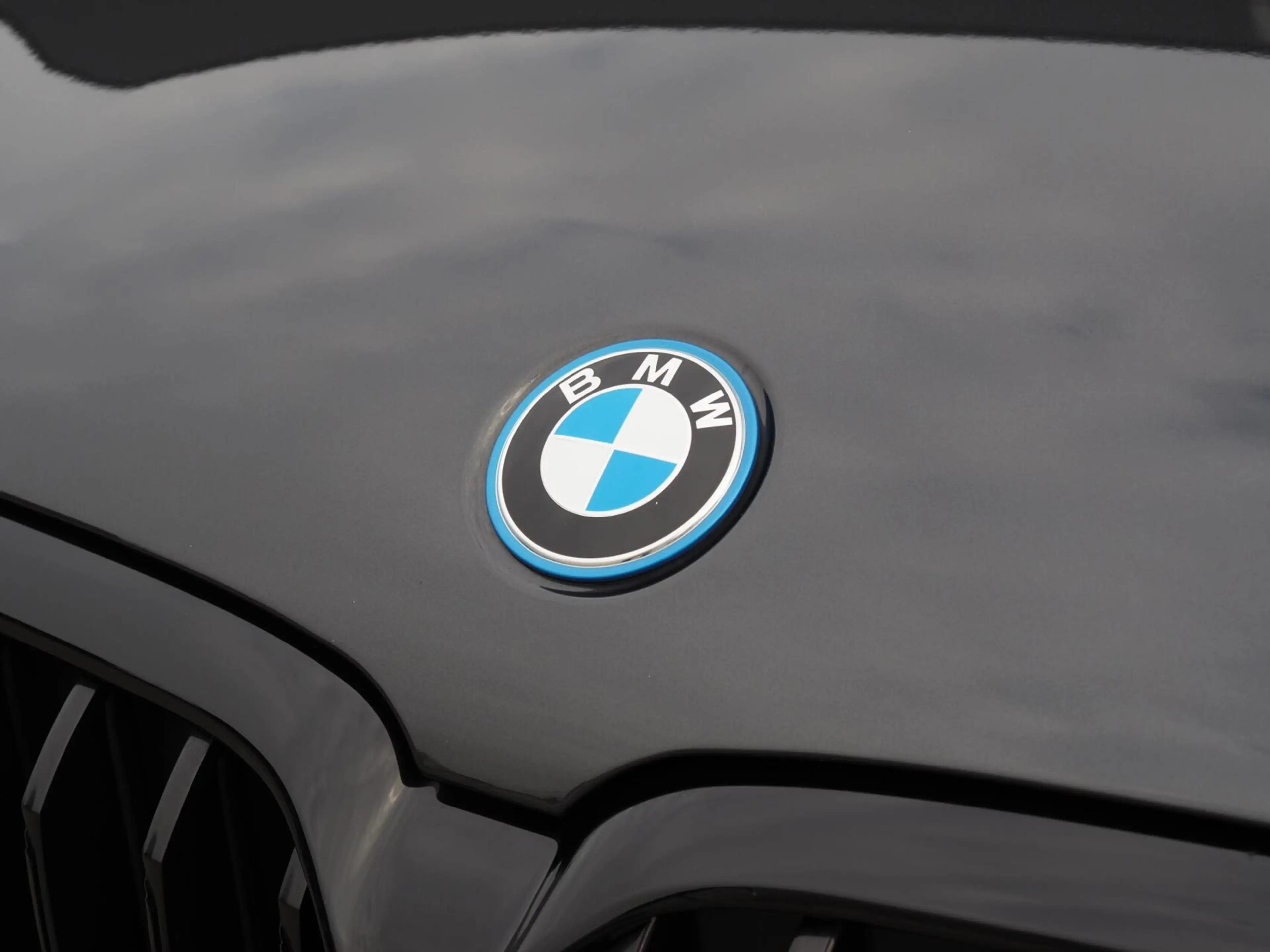 BMW 530 5-serie Touring 530e xDrive M-Sport | Pano | LED | — photo 19