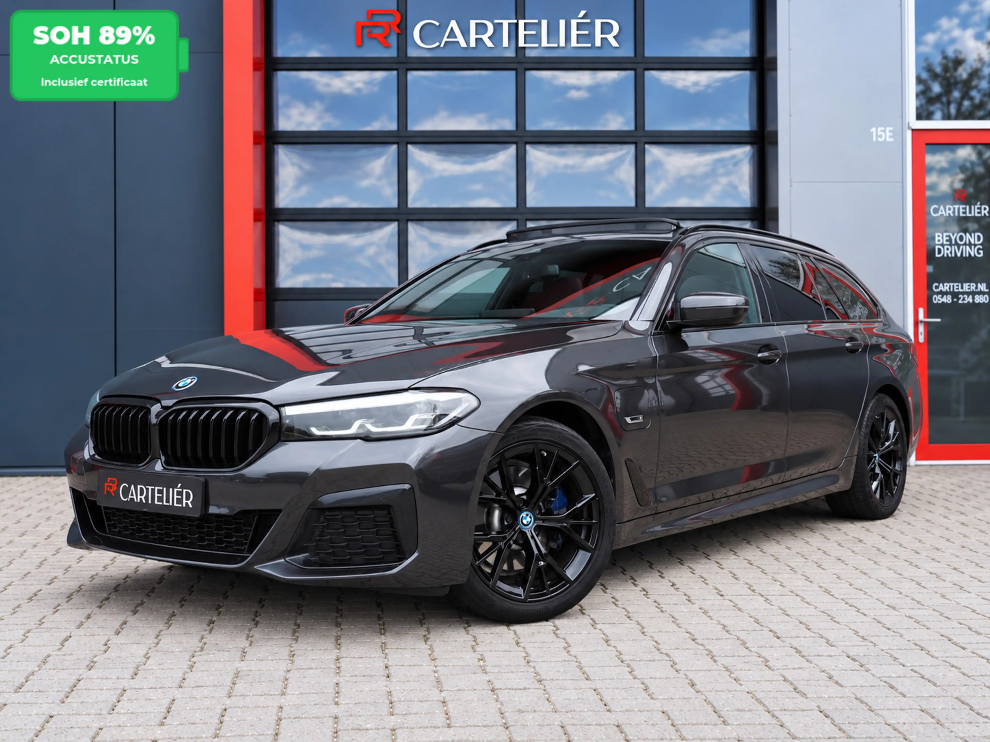 BMW 530 5-serie Touring 530e xDrive M-Sport | Pano | LED |