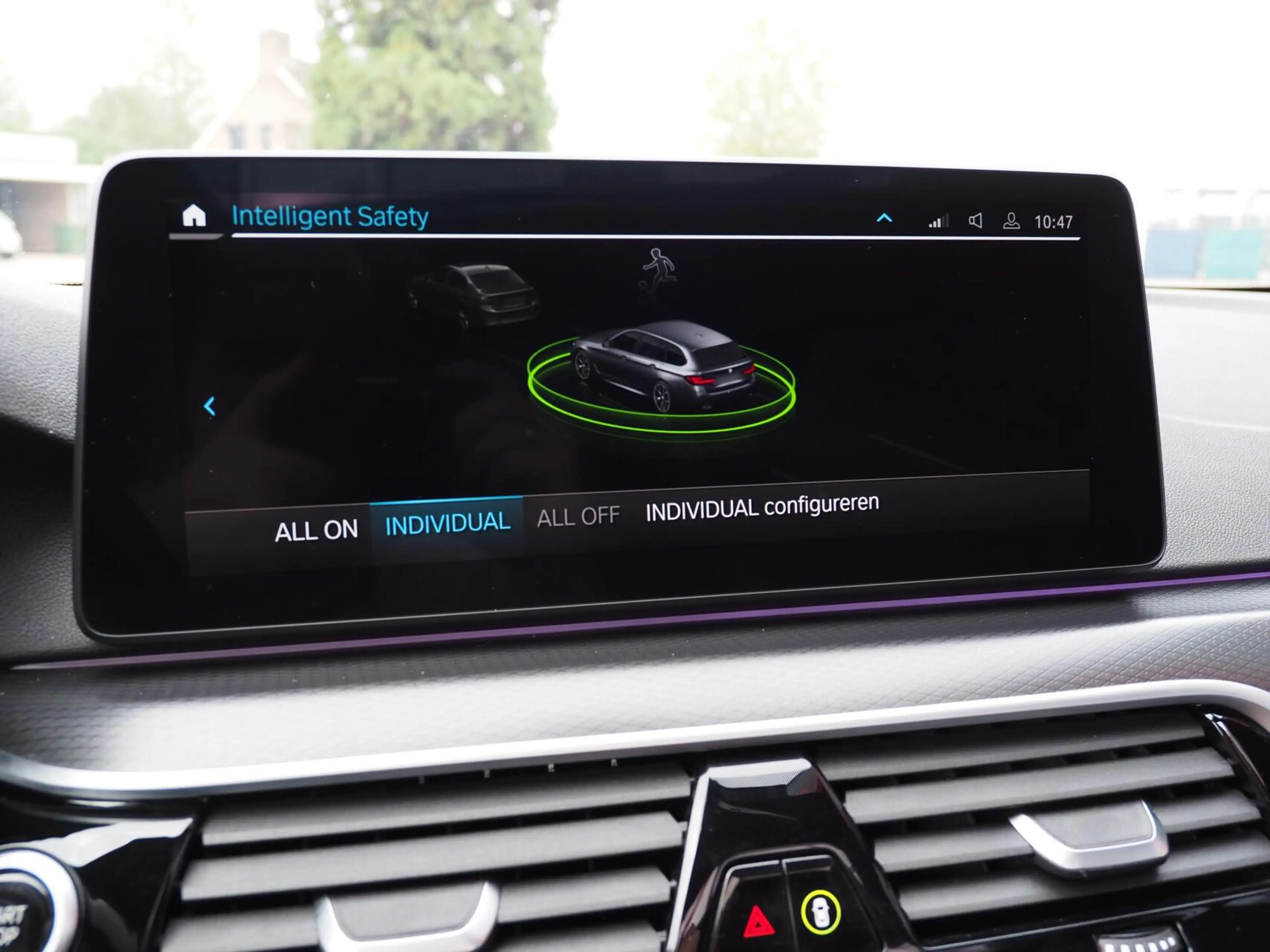 BMW 530 5-serie Touring 530e xDrive M-Sport | Pano | LED | — photo 47