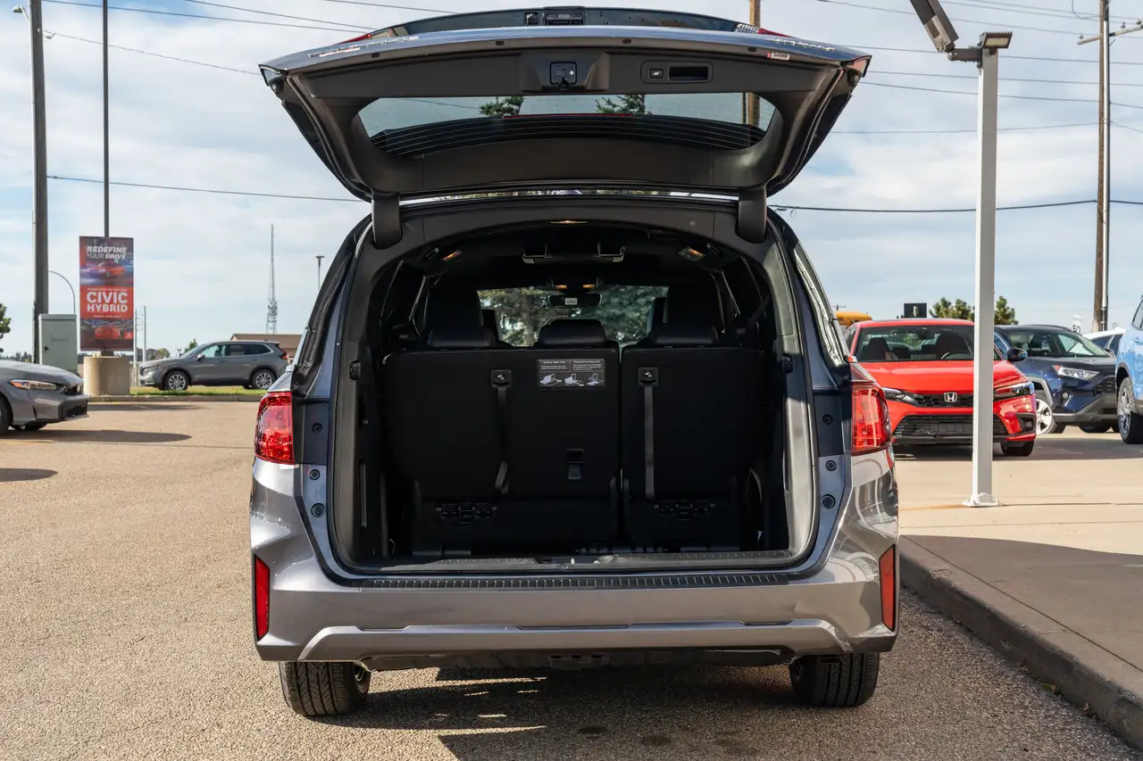 Honda Odyssey снимка Honda Odyssey
