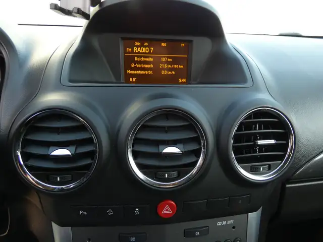 Opel Antara view 14