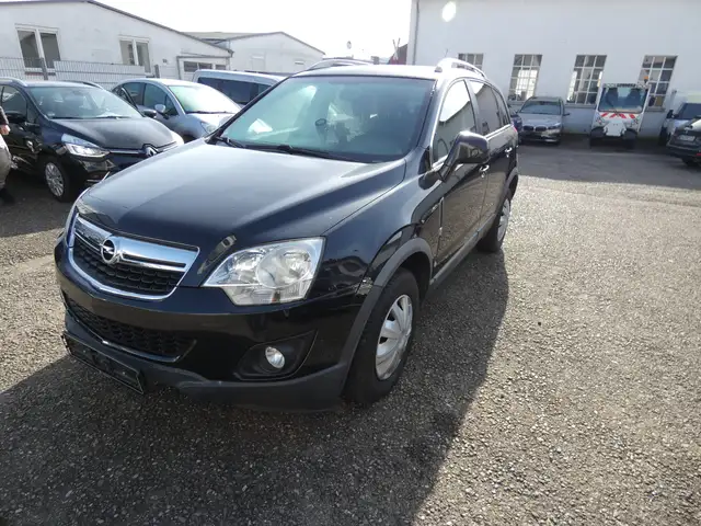 Opel Antara view 3