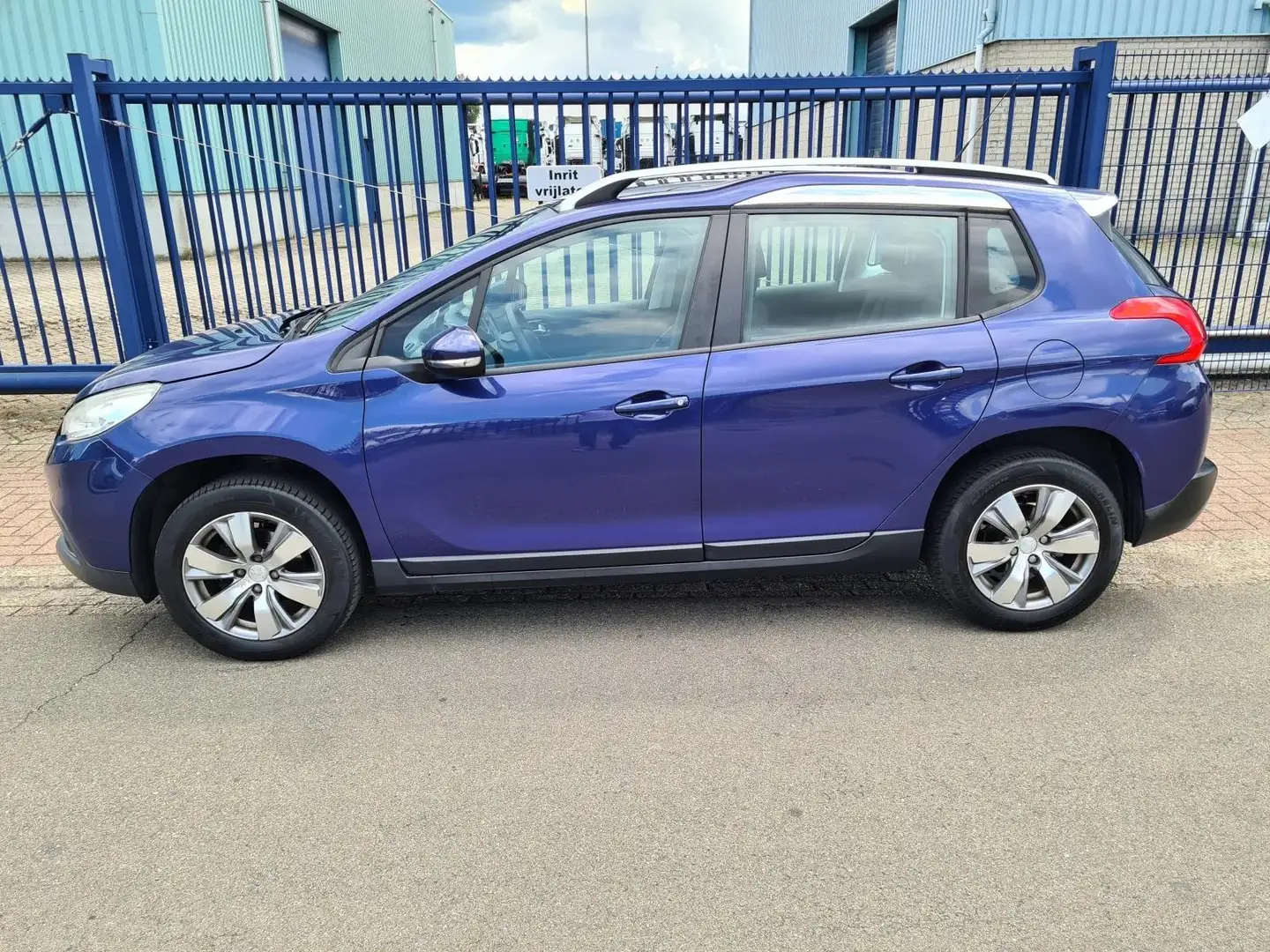 Peugeot 2008 1.2 VTi Active *166.205 KM*AIRCO*NAVI*16 INCH Blau - 2