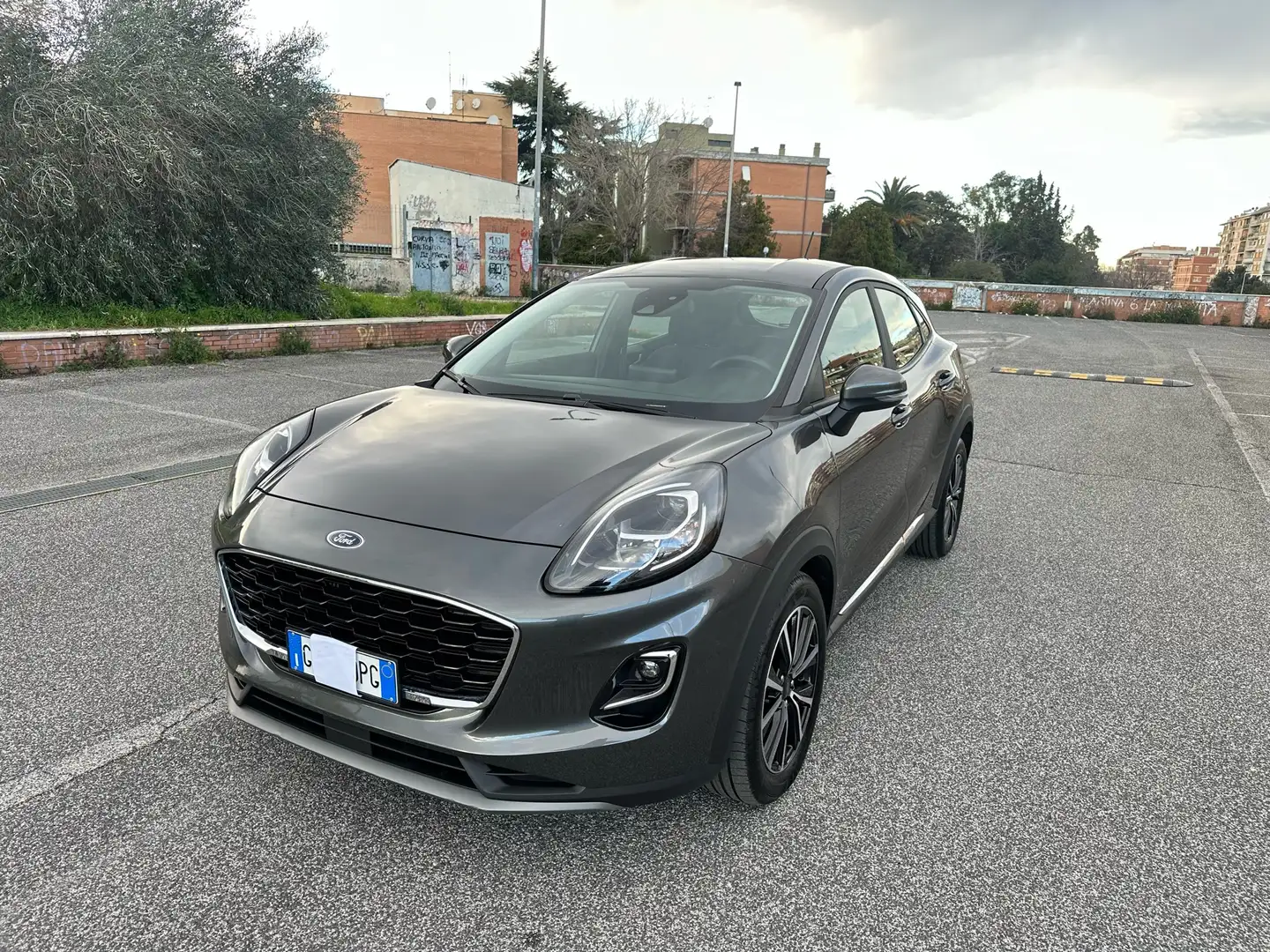 Ford Puma 1.0 Hybrid Titanium s&s *Automatica Gris - 1