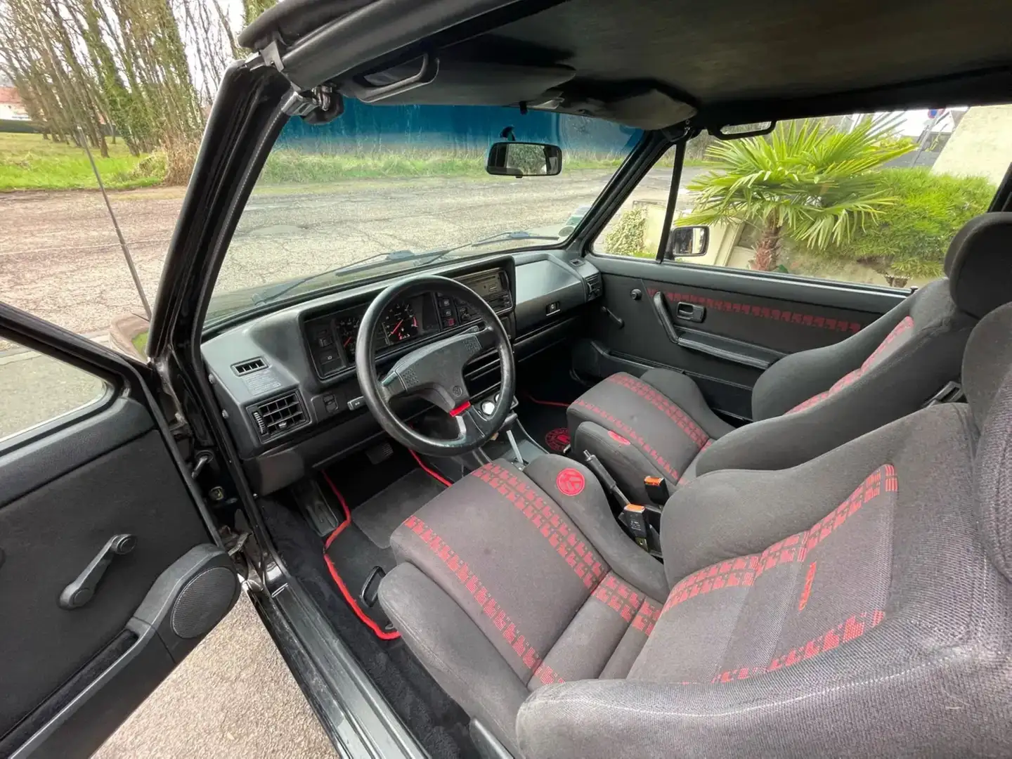 Volkswagen Golf Golf Cabriolet 1.8 90ch Sport Line A Noir - 2