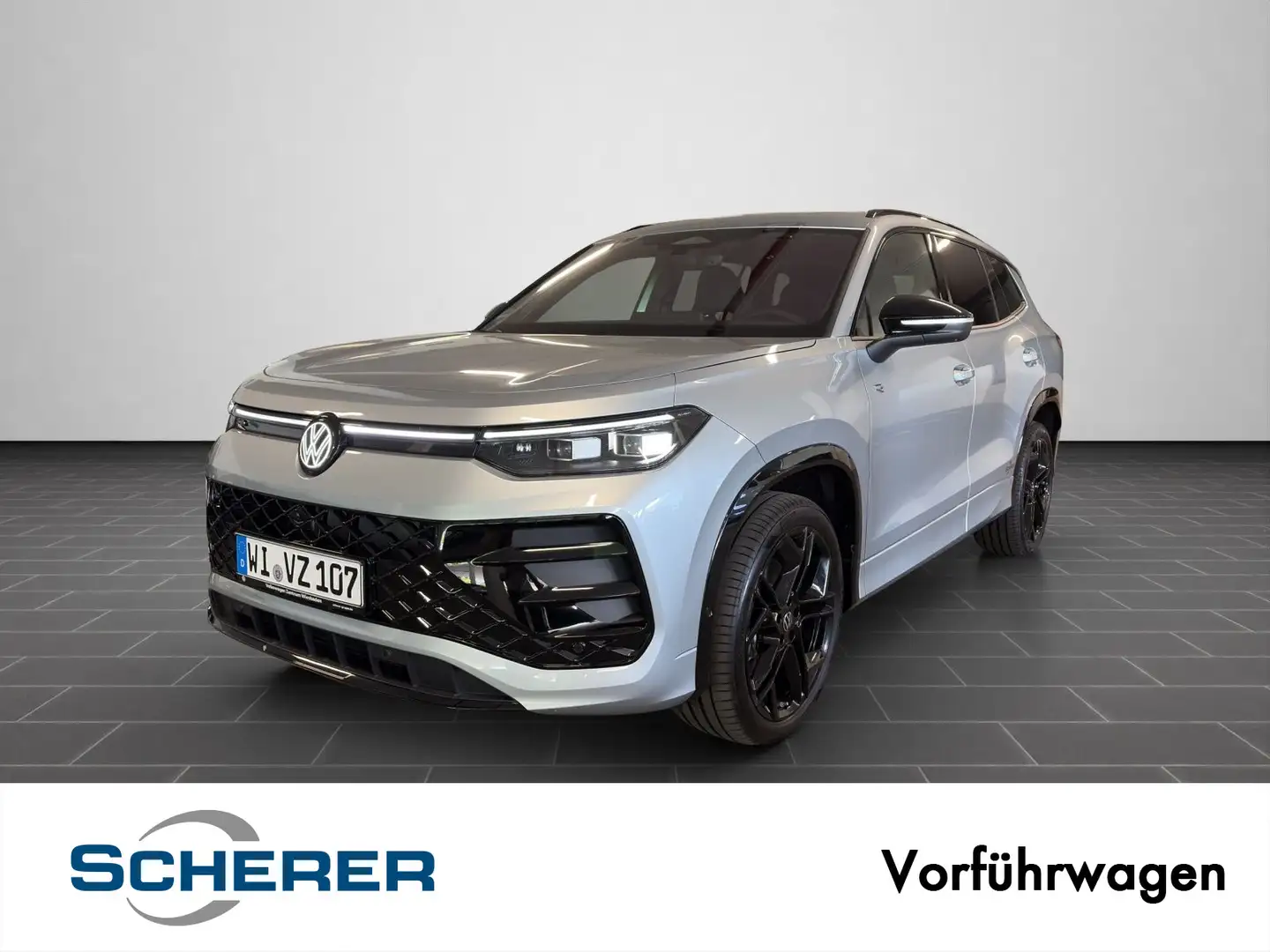 Volkswagen Tayron R-Line 2.0 TDI 4MOTION DSG Argintiu - 1