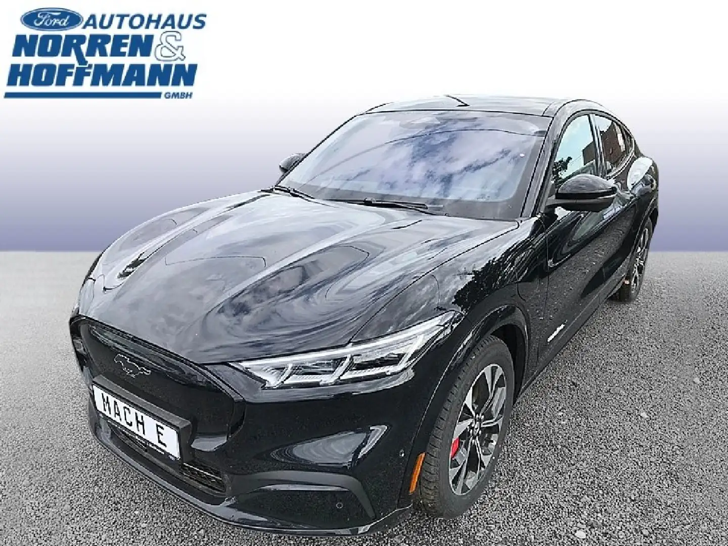 Ford Mustang Mach-E AWD Schwarz - 1