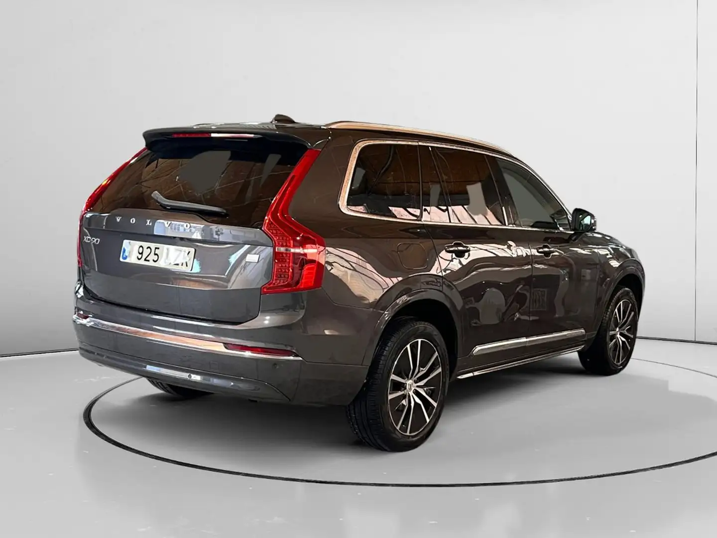 Volvo XC90 Core Recharge Plug-In Hybrid AWD Negro - 2