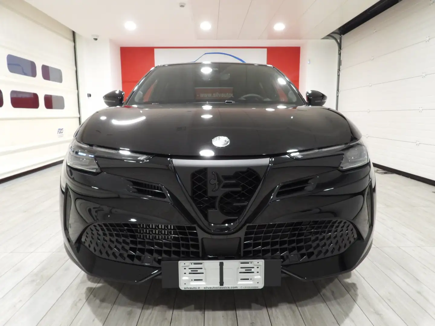 Alfa Romeo Junior JUNIOR HYBRID SPECIALE 1.2 136CV EDCT6-KM0 (2025) Nero - 2