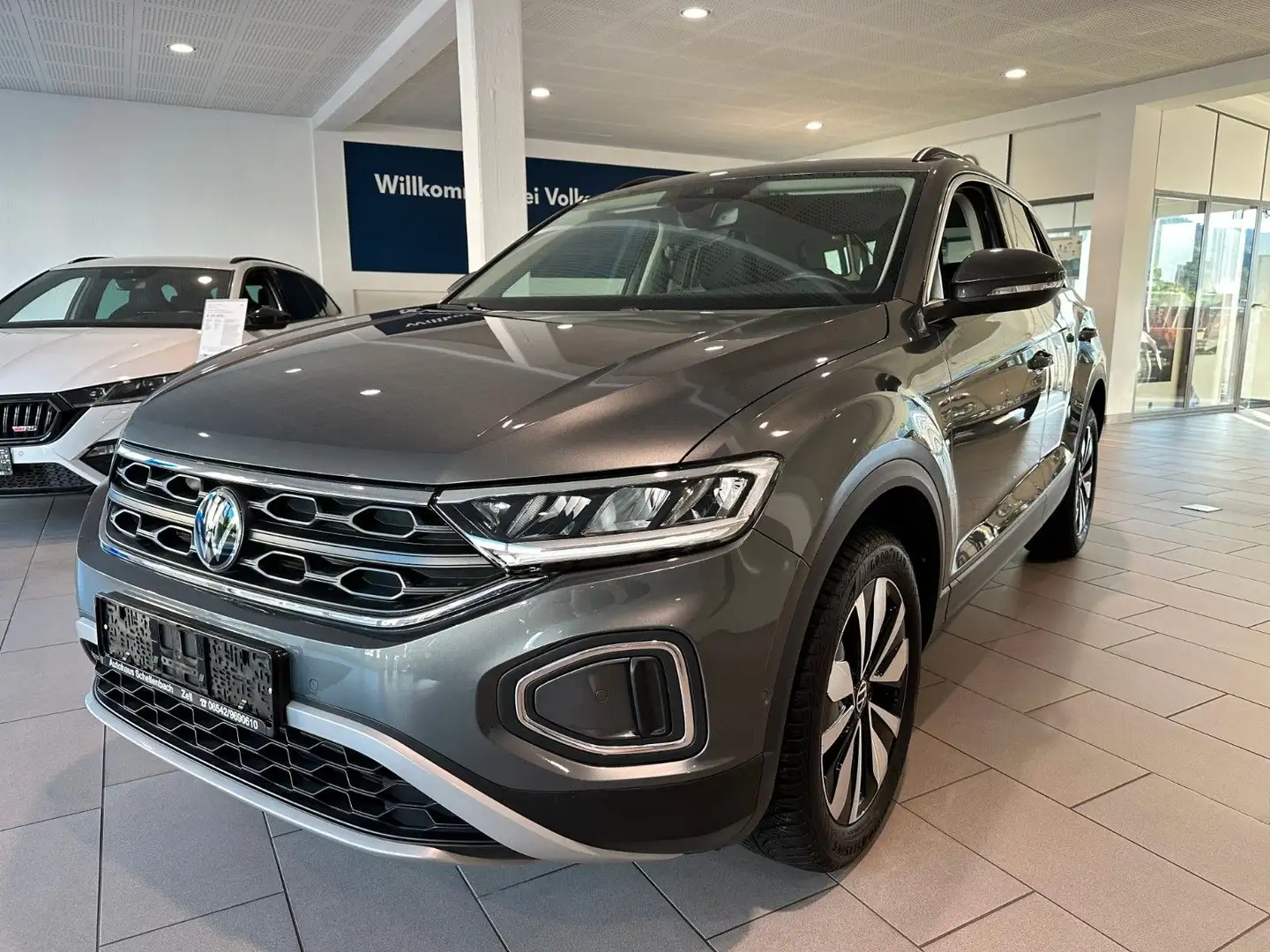 Volkswagen T-Roc Move*STANDHEIZUNG*KAMERA*ACC*5J-GARANTIE* Gris - 1
